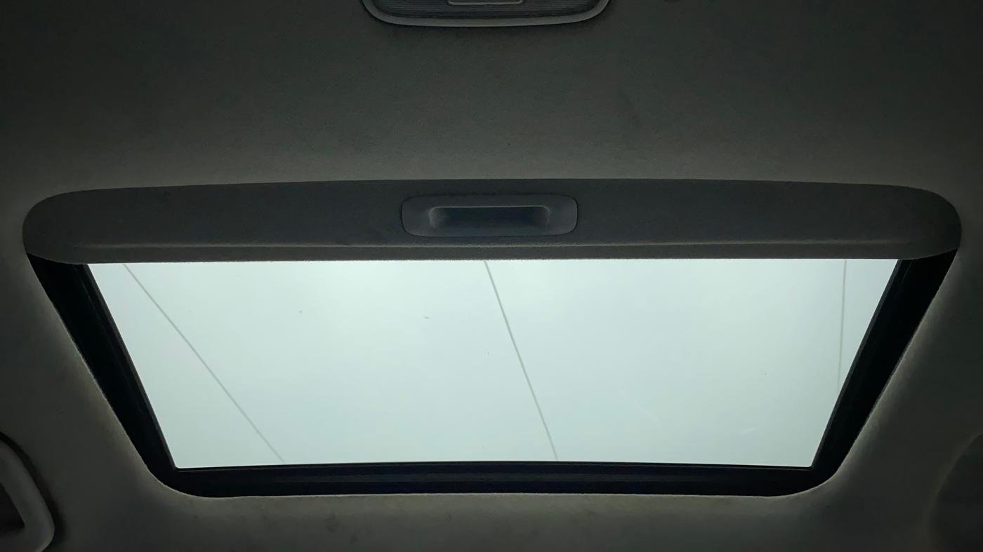2022 Hyundai NEW I20 ASTA (O) 1.2 MT, Petrol, Manual, 28,448 km, Moonroof/ Sunroof