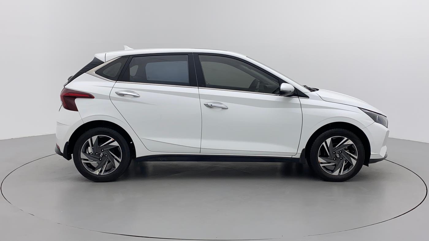 2022 Hyundai NEW I20 ASTA (O) 1.2 MT, Petrol, Manual, 28,448 km, Right Side View