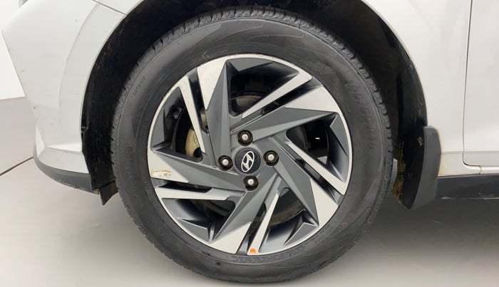 2022 Hyundai NEW I20 ASTA (O) 1.2 MT, Petrol, Manual, 28,448 km, Left Front Wheel
