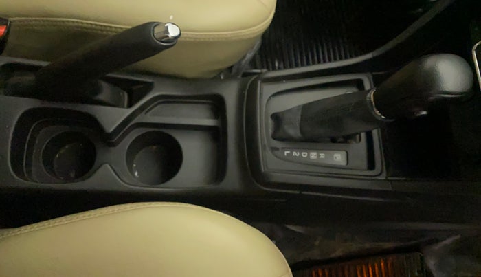 2021 Toyota URBAN CRUISER HIGH GRADE AT, Petrol, Automatic, 45,799 km, Gear Lever