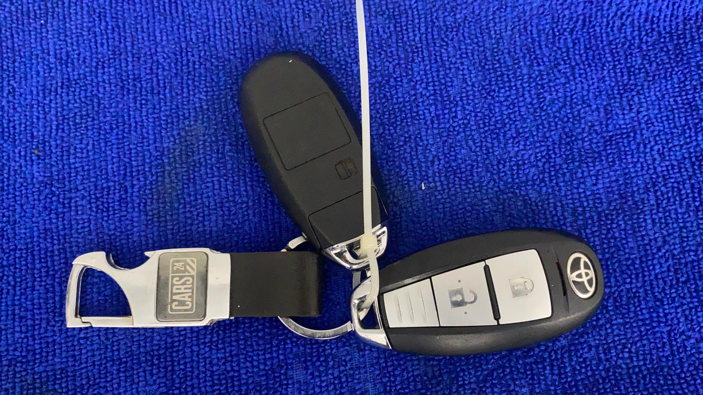 2021 Toyota URBAN CRUISER HIGH GRADE AT, Petrol, Automatic, 45,799 km, Key Close Up