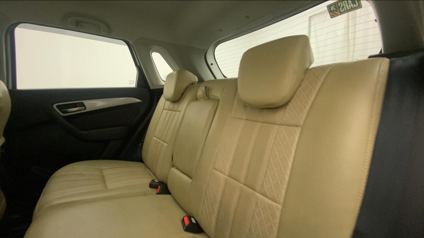 2021 Toyota URBAN CRUISER HIGH GRADE AT, Petrol, Automatic, 45,799 km, Right Side Rear Door Cabin