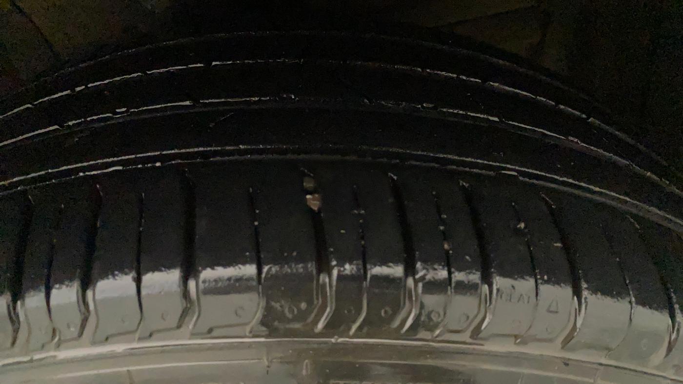 2021 Toyota URBAN CRUISER HIGH GRADE AT, Petrol, Automatic, 45,799 km, Left Front Tyre Tread