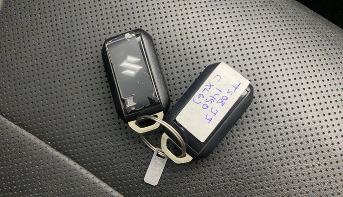 2022 Maruti XL6 ALPHA PLUS MT, Petrol, Manual, 54,553 km, Key Close Up