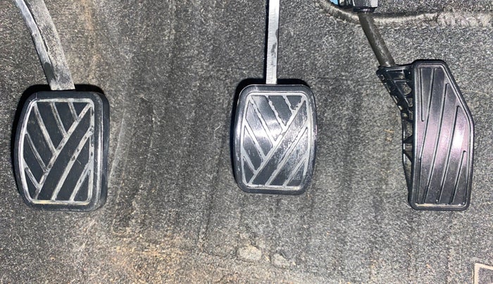 2020 Maruti Baleno DELTA PETROL 1.2, Petrol, Manual, 48,405 km, Pedals