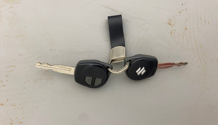 2020 Maruti Baleno DELTA PETROL 1.2, Petrol, Manual, 48,405 km, Key Close Up