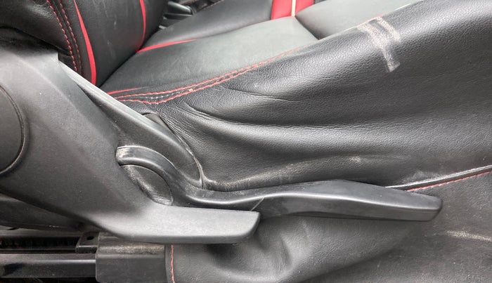 2018 Maruti IGNIS ALPHA 1.2 AMT DUAL TONE, Petrol, Automatic, 38,395 km, Driver Side Adjustment Panel