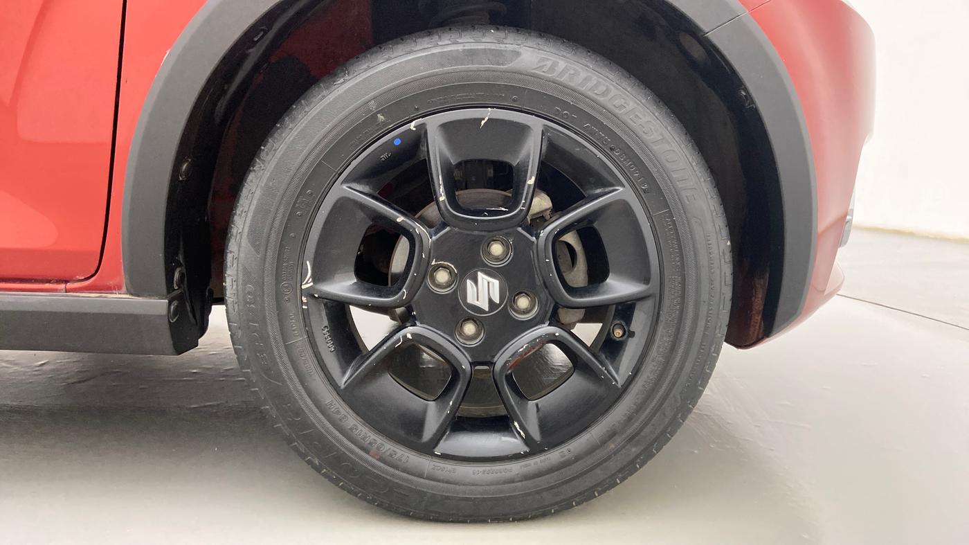 2018 Maruti IGNIS ALPHA 1.2 AMT DUAL TONE, Petrol, Automatic, 38,395 km, Right Front Wheel