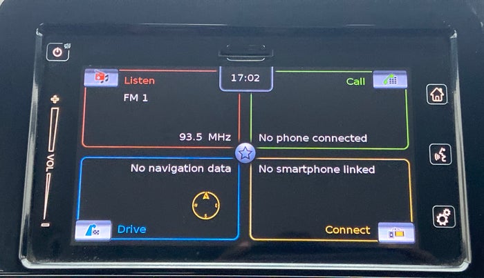 2018 Maruti IGNIS ALPHA 1.2 AMT DUAL TONE, Petrol, Automatic, 38,395 km, Infotainment System