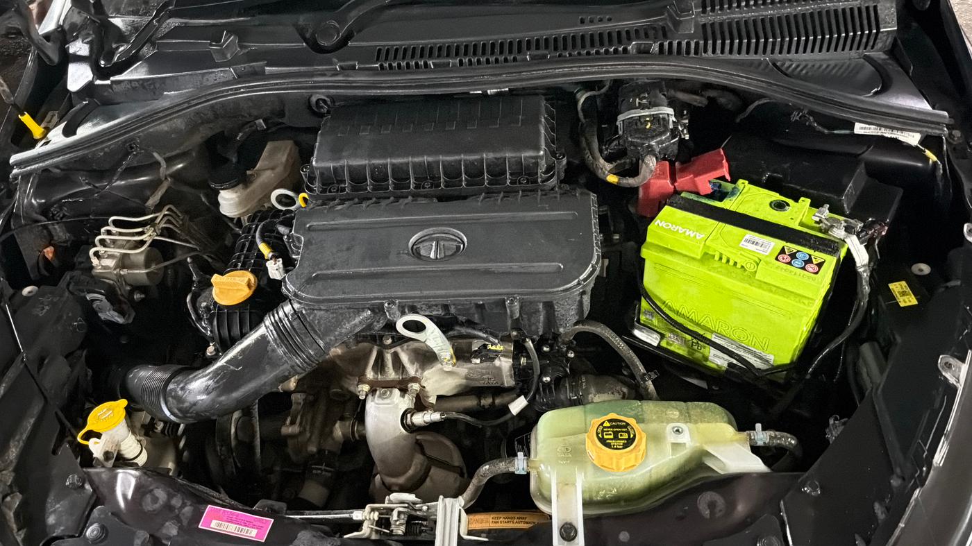 2023 Tata Tiago XTA PETROL, Petrol, Automatic, 19,334 km, Engine View - Left