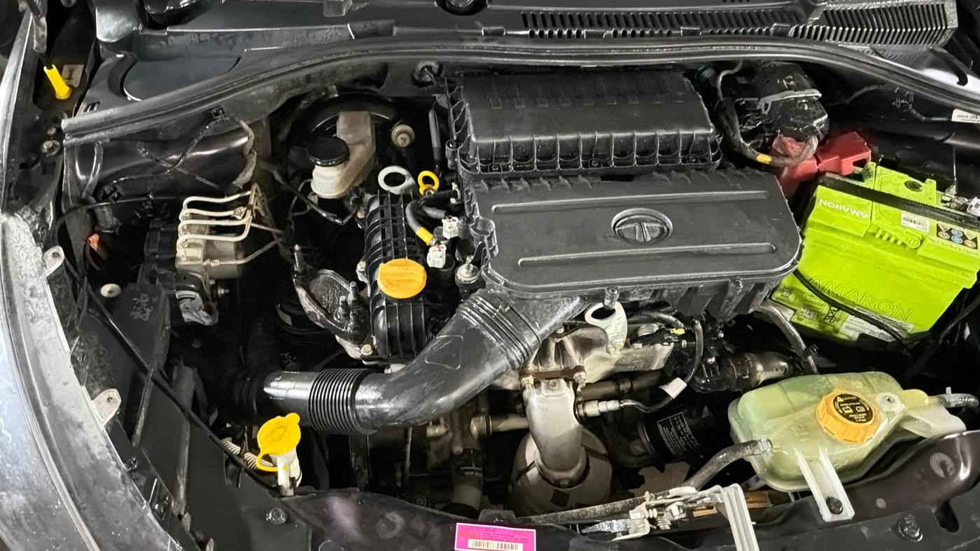 2023 Tata Tiago XTA PETROL, Petrol, Automatic, 19,334 km, Engine View - Right
