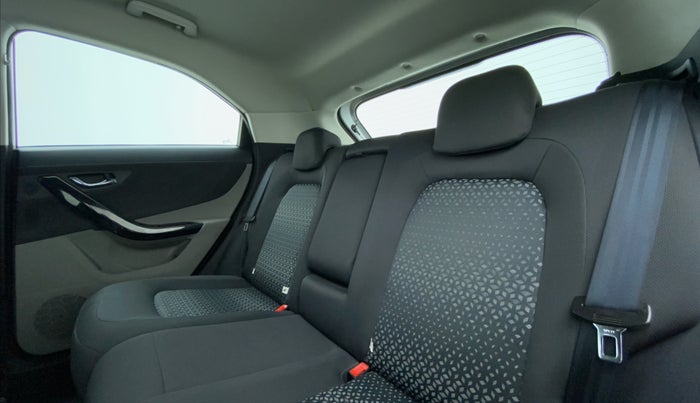 2019 Tata NEXON XZA PLUS DIESEL, Diesel, Automatic, 1,01,427 km, Right Side Rear Door Cabin