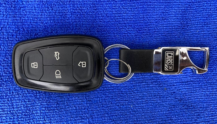 2019 Tata NEXON XZA PLUS DIESEL, Diesel, Automatic, 1,01,427 km, Key Close Up