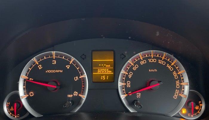 2013 Maruti Swift Dzire VDI, Diesel, Manual, 32,121 km, Odometer Image