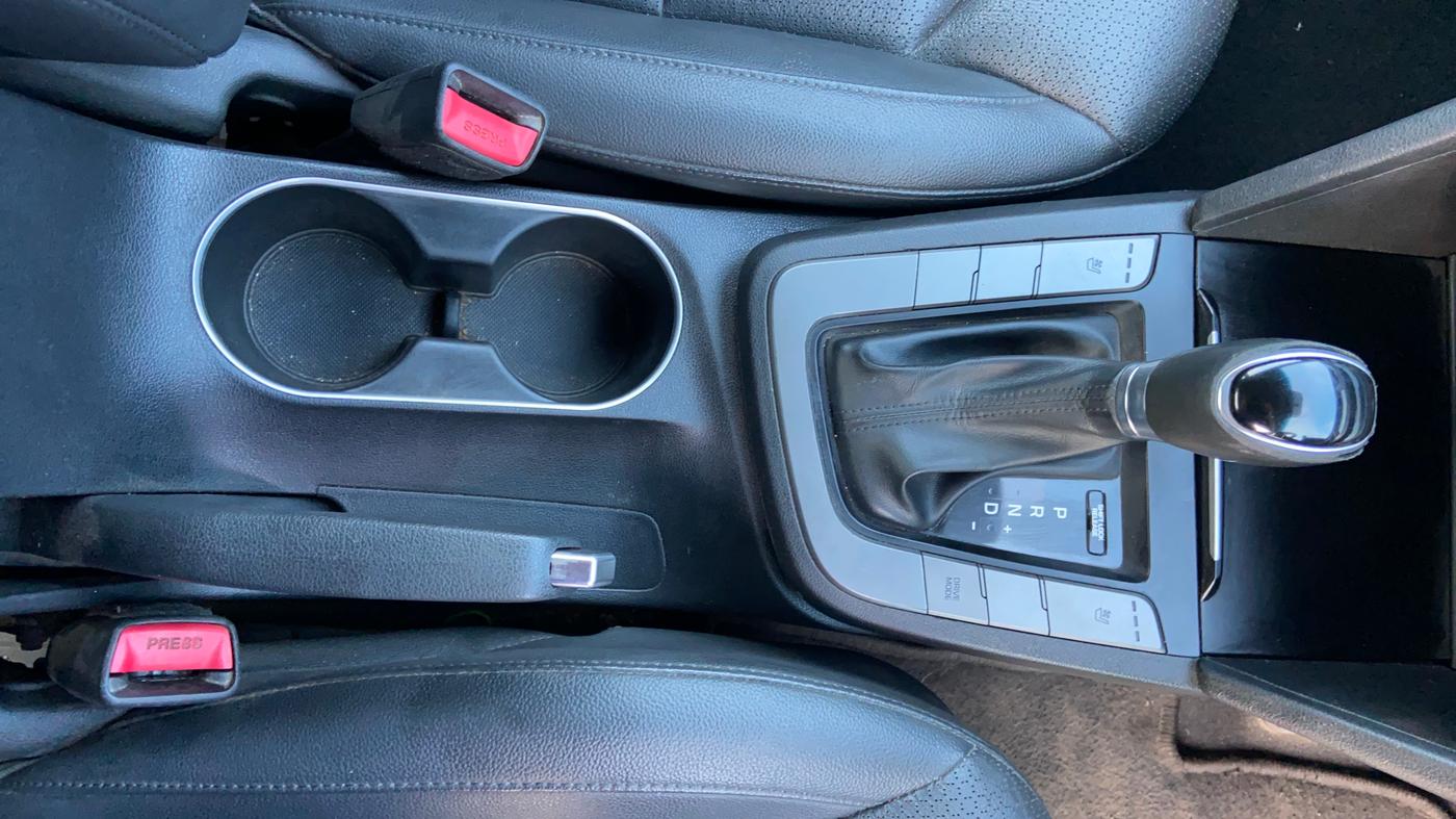 2018 Hyundai New Elantra 2.0 SX(O) AT PETROL, Petrol, Automatic, 1,36,426 km, Gear Lever