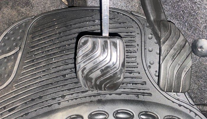 2020 Renault TRIBER RXZ AMT, Petrol, Automatic, 49,318 km, Pedals