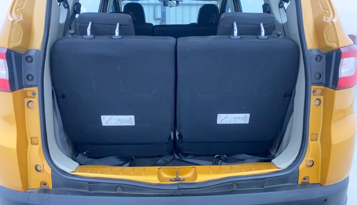 2020 Renault TRIBER RXZ AMT, Petrol, Automatic, 49,318 km, Boot Inside