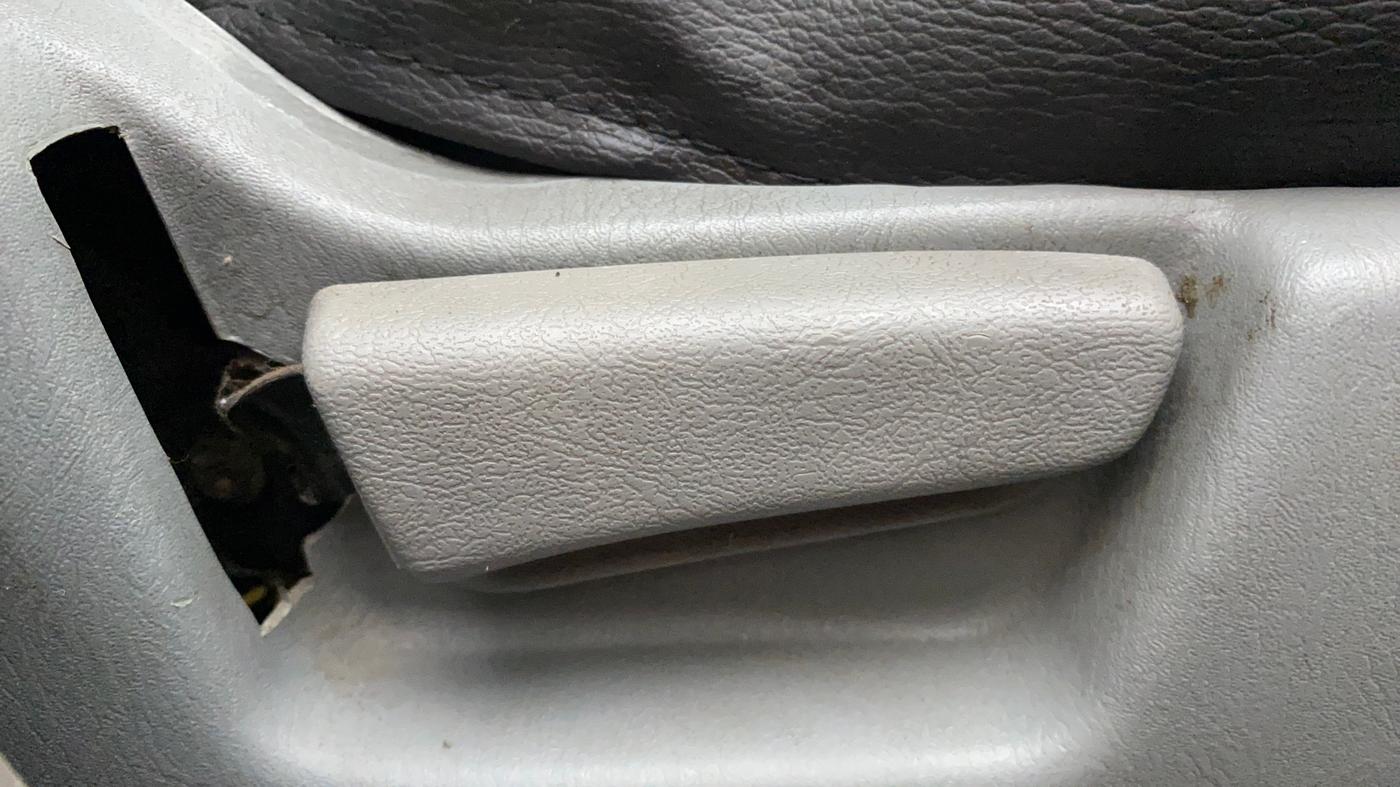 2011 Maruti Alto K10 LXI, Petrol, Manual, 30,611 km, Driver Side Adjustment Panel
