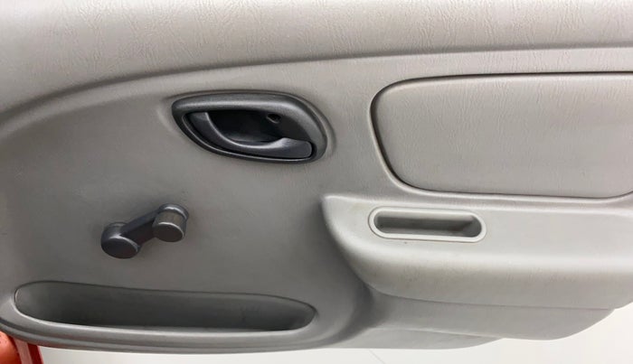 2011 Maruti Alto K10 LXI, Petrol, Manual, 30,611 km, Driver Side Door Panels Control