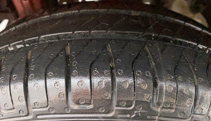 2011 Maruti Alto K10 LXI, Petrol, Manual, 30,611 km, Right Rear Tyre Tread