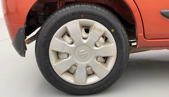 2011 Maruti Alto K10 LXI, Petrol, Manual, 30,611 km, Right Rear Wheel