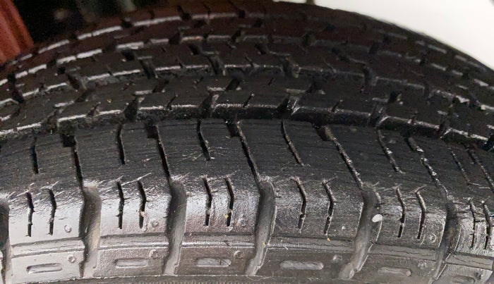 2011 Maruti Alto K10 LXI, Petrol, Manual, 30,611 km, Left Rear Tyre Tread