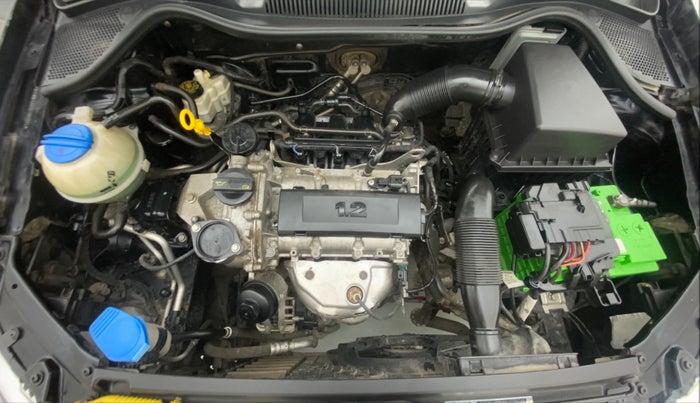 2015 Volkswagen Polo COMFORTLINE 1.2L PETROL, Petrol, Manual, 29,911 km, Open Bonet