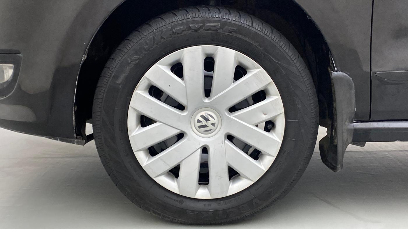 2015 Volkswagen Polo COMFORTLINE 1.2L PETROL, Petrol, Manual, 29,911 km, Left Front Wheel