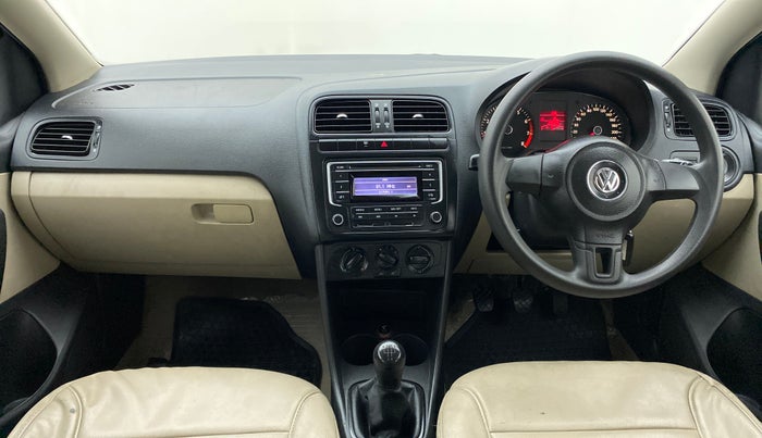 2015 Volkswagen Polo COMFORTLINE 1.2L PETROL, Petrol, Manual, 29,911 km, Dashboard