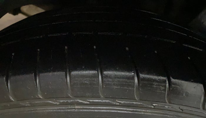 2020 KIA SELTOS HTX IVT 1.5 PETROL, Petrol, Automatic, 87,480 km, Right Rear Tyre Tread