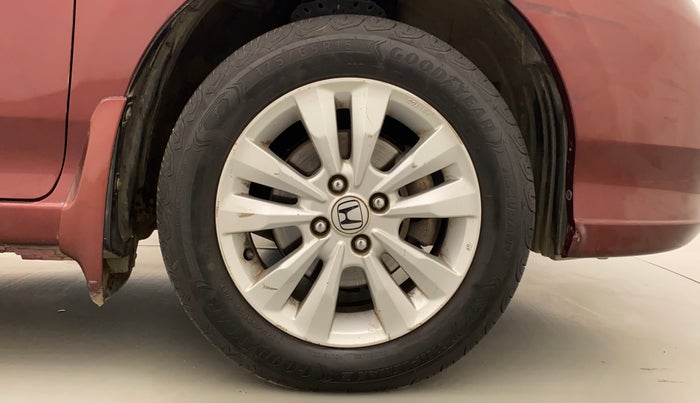 2013 Honda City 1.5L I-VTEC V MT, Petrol, Manual, 1,22,009 km, Right Front Wheel