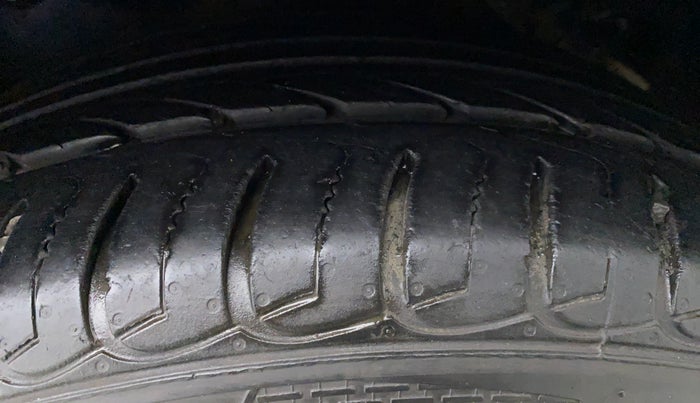 2017 Hyundai New Elantra 2.0 SX AT, Petrol, Automatic, 50,648 km, Left Front Tyre Tread