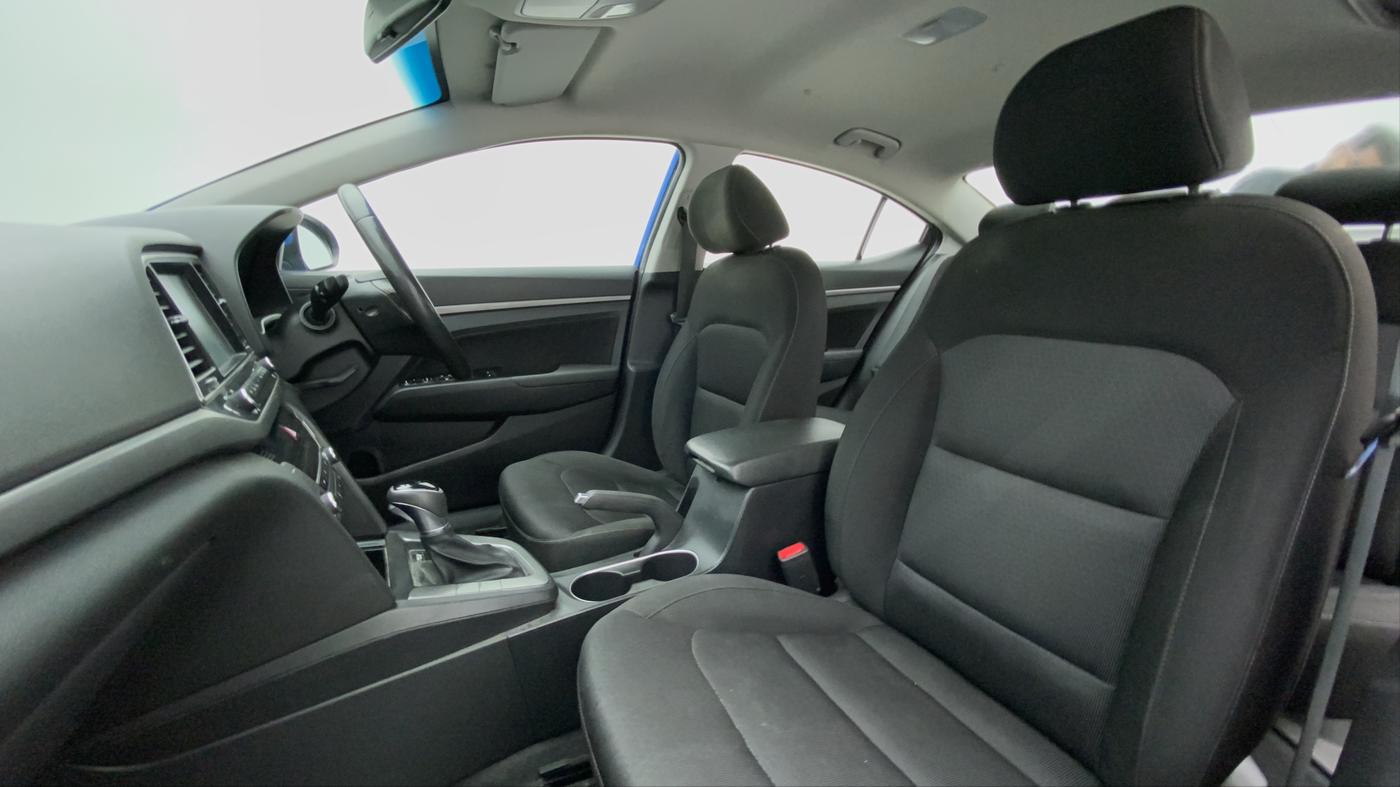 2017 Hyundai New Elantra 2.0 SX AT, Petrol, Automatic, 50,648 km, Right Side Front Door Cabin