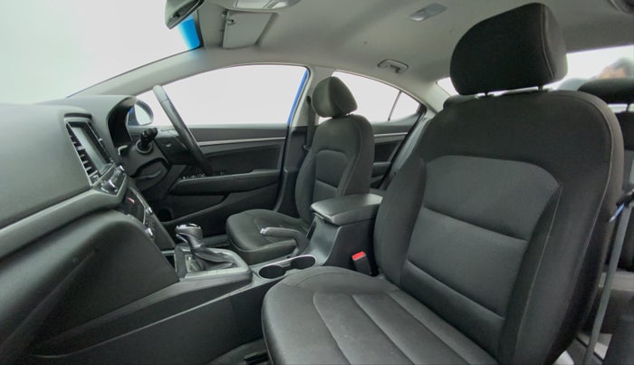 2017 Hyundai New Elantra 2.0 SX AT, Petrol, Automatic, 50,648 km, Right Side Front Door Cabin