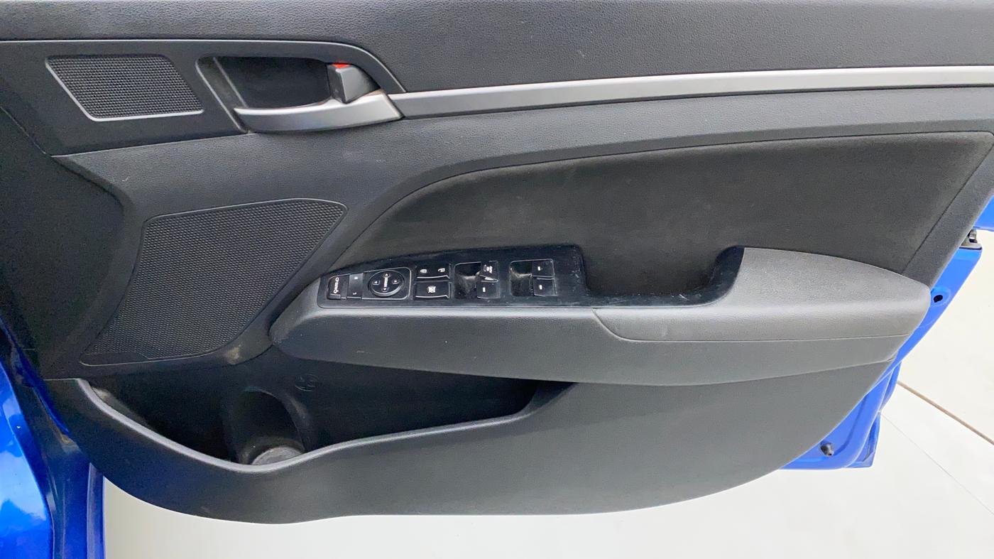 2017 Hyundai New Elantra 2.0 SX AT, Petrol, Automatic, 50,648 km, Driver Side Door Panels Control