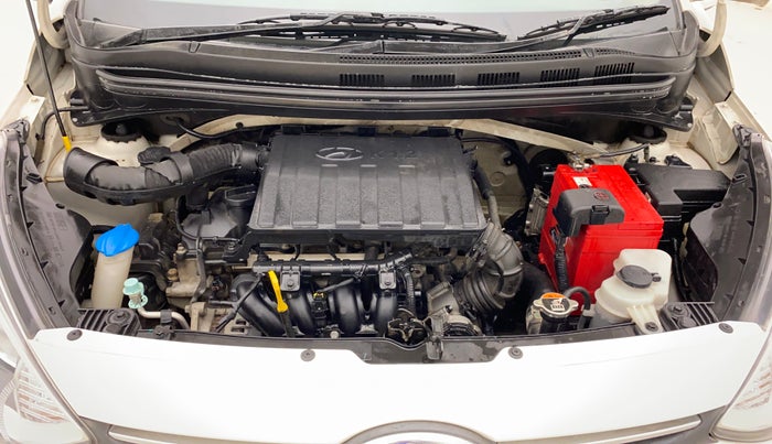 2015 Hyundai Xcent S 1.2, Petrol, Manual, 42,915 km, Engine View