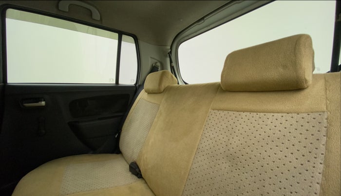 2010 Maruti Wagon R 1.0 LXI, Petrol, Manual, 66,303 km, Right Side Rear Door Cabin