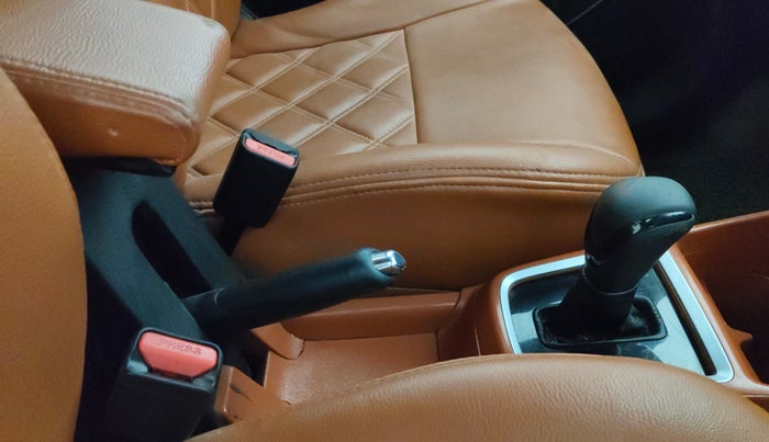 2018 Maruti Swift ZXI AMT, Petrol, Automatic, 37,122 km, Gear Lever