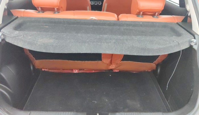 2018 Maruti Swift ZXI AMT, Petrol, Automatic, 37,122 km, Boot Inside