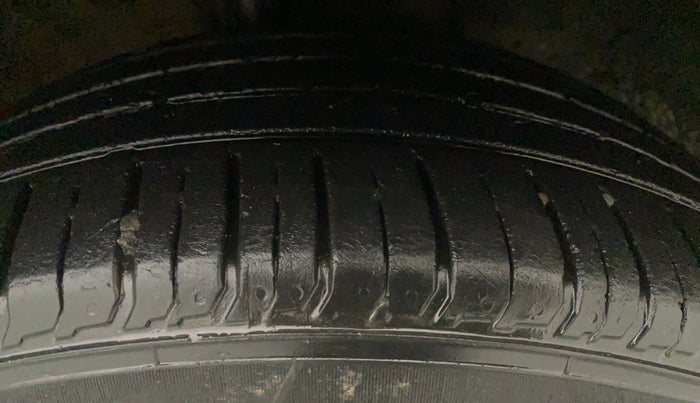 2021 Hyundai VENUE SX PLUS 1.0 TURBO DCT, Petrol, Automatic, 48,355 km, Right Front Tyre Tread