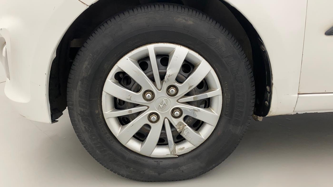 2014 Hyundai i10 SPORTZ 1.1, Petrol, Manual, 61,448 km, Left Front Wheel