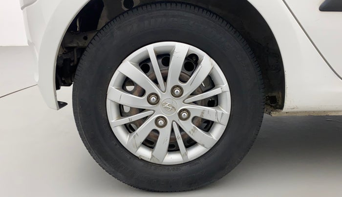 2014 Hyundai i10 SPORTZ 1.1, Petrol, Manual, 61,448 km, Right Rear Wheel