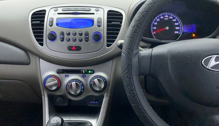 2014 Hyundai i10 SPORTZ 1.1, Petrol, Manual, 61,448 km, Air Conditioner