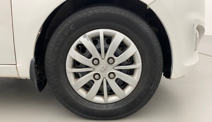 2014 Hyundai i10 SPORTZ 1.1, Petrol, Manual, 61,448 km, Right Front Wheel