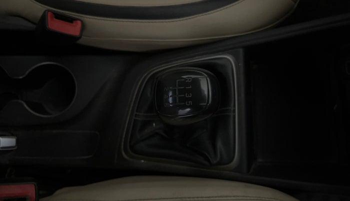 2017 Hyundai Verna 1.6 VTVT SX, Petrol, Manual, 73,291 km, Gear Lever