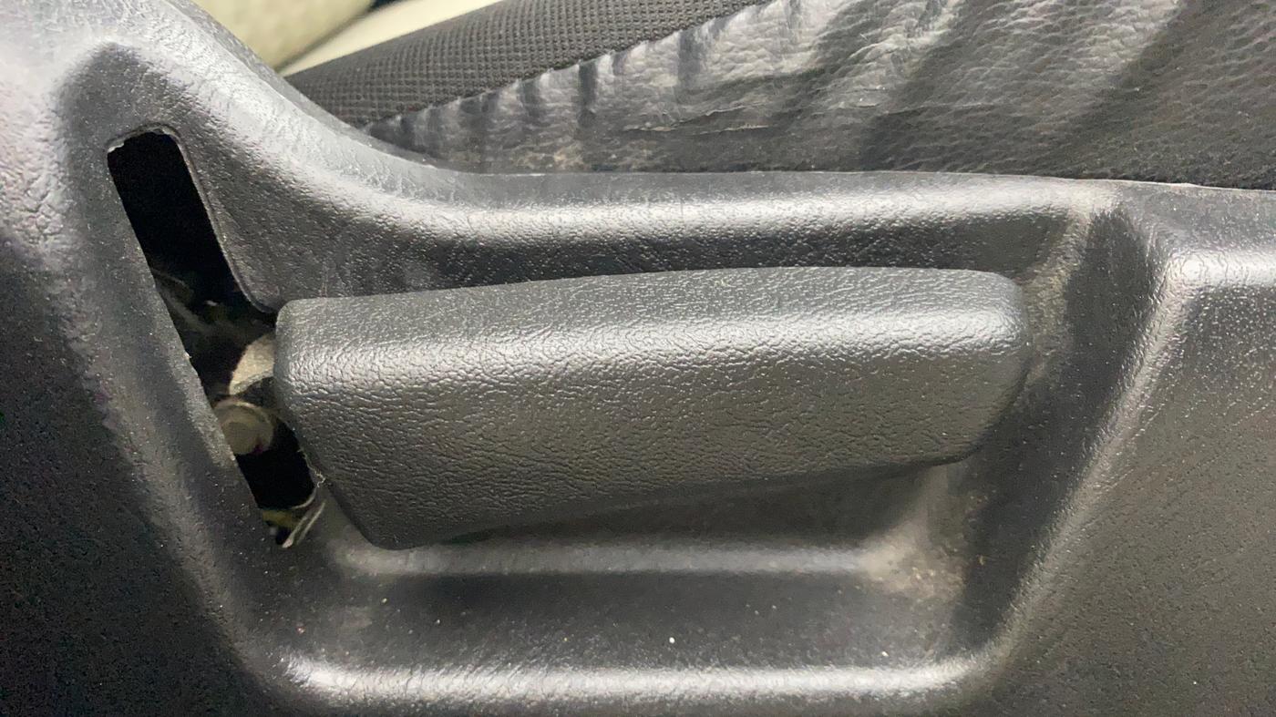 2021 Maruti Alto VXI PLUS, Petrol, Manual, 19,584 km, Driver Side Adjustment Panel