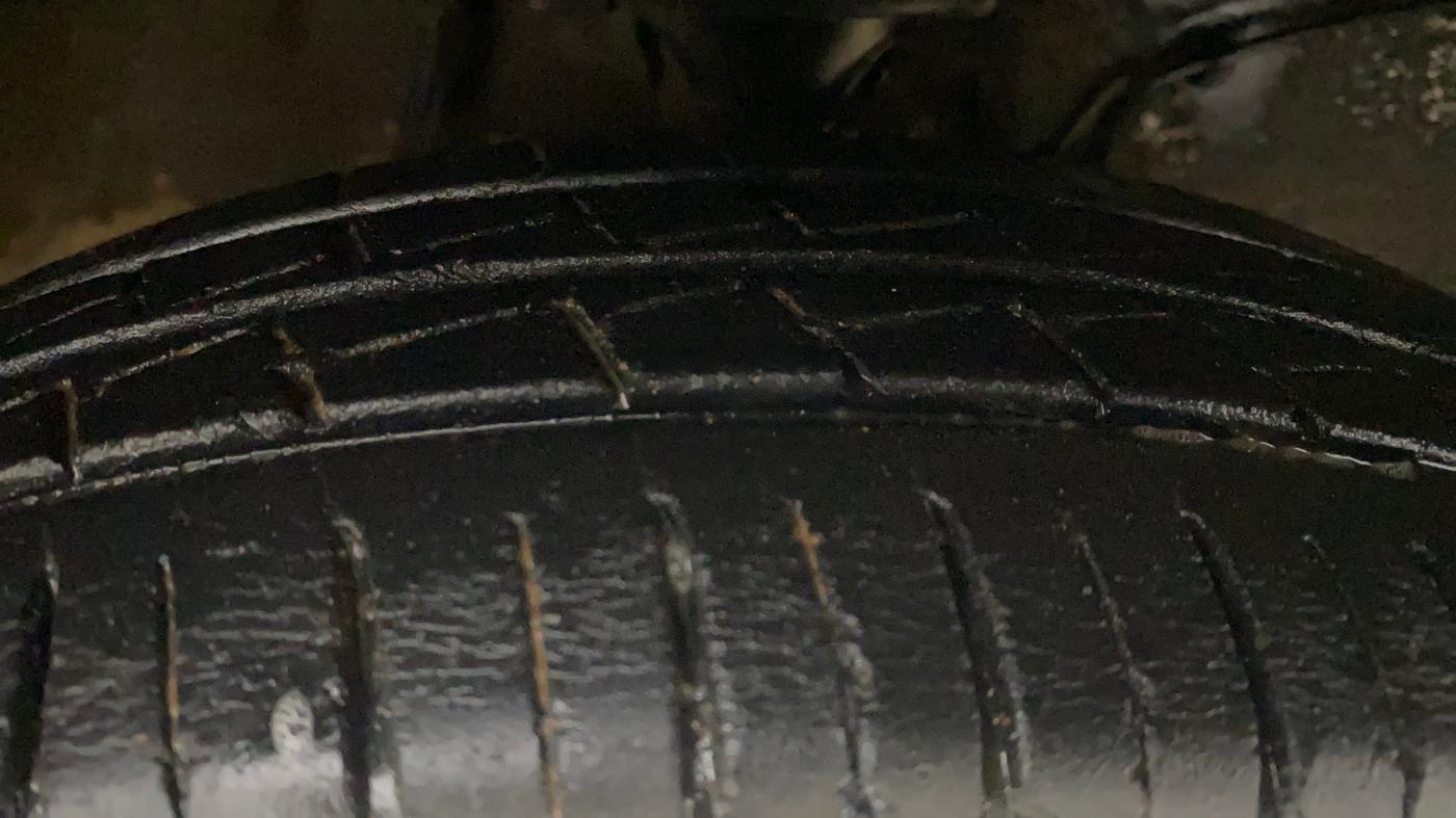2021 Maruti Alto VXI PLUS, Petrol, Manual, 19,584 km, Right Front Tyre Tread