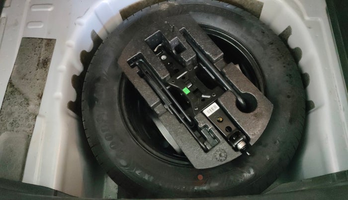 2022 Skoda KUSHAQ ACTIVE 1.0L TSI MT, Petrol, Manual, 43,205 km, Spare Tyre