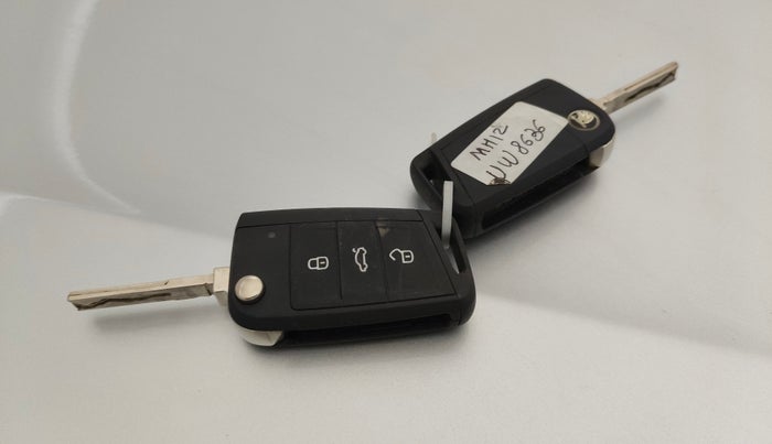 2022 Skoda KUSHAQ ACTIVE 1.0L TSI MT, Petrol, Manual, 43,205 km, Key Close Up