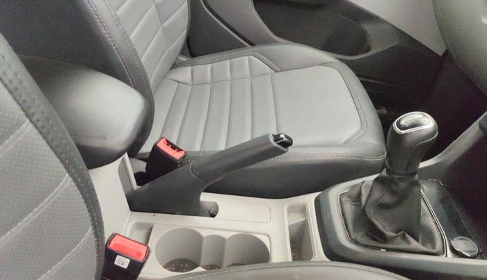 2022 Skoda KUSHAQ ACTIVE 1.0L TSI MT, Petrol, Manual, 43,205 km, Gear Lever